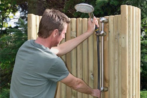 Bygg själv en utedusch Utedusch